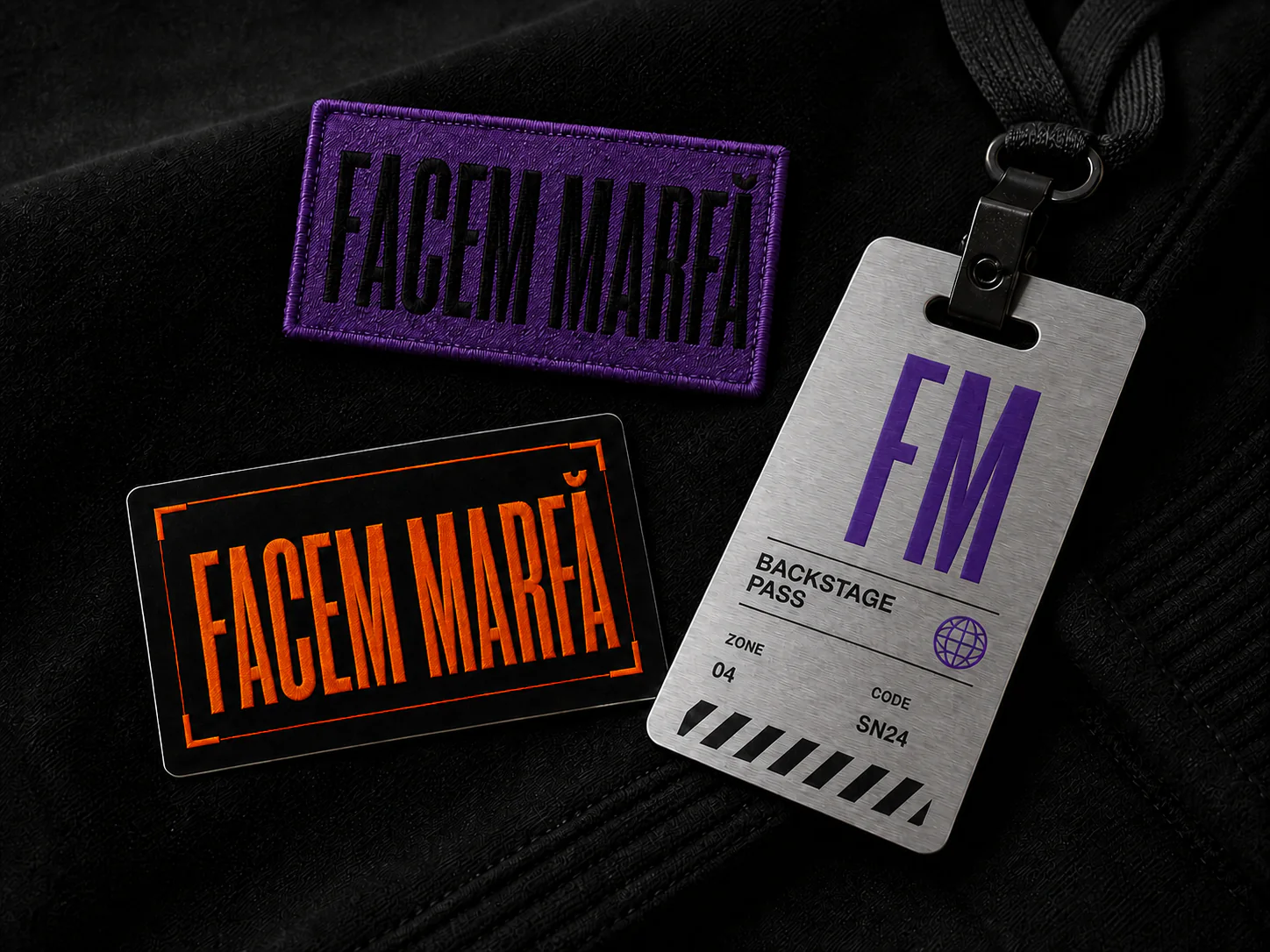 Etichetă, sticker și ecuson FACEM MARFĂ în etapa de control final